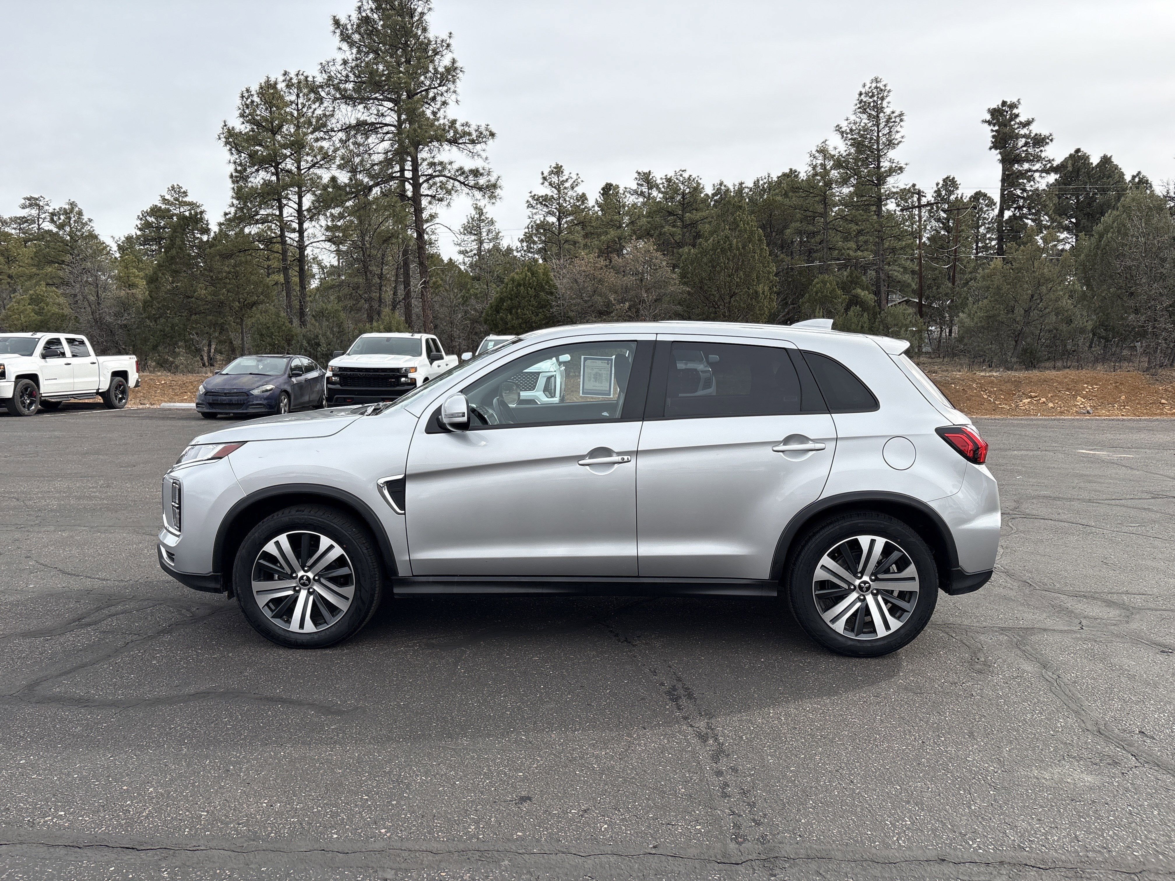 2024 Mitsubishi Outlander Sport S