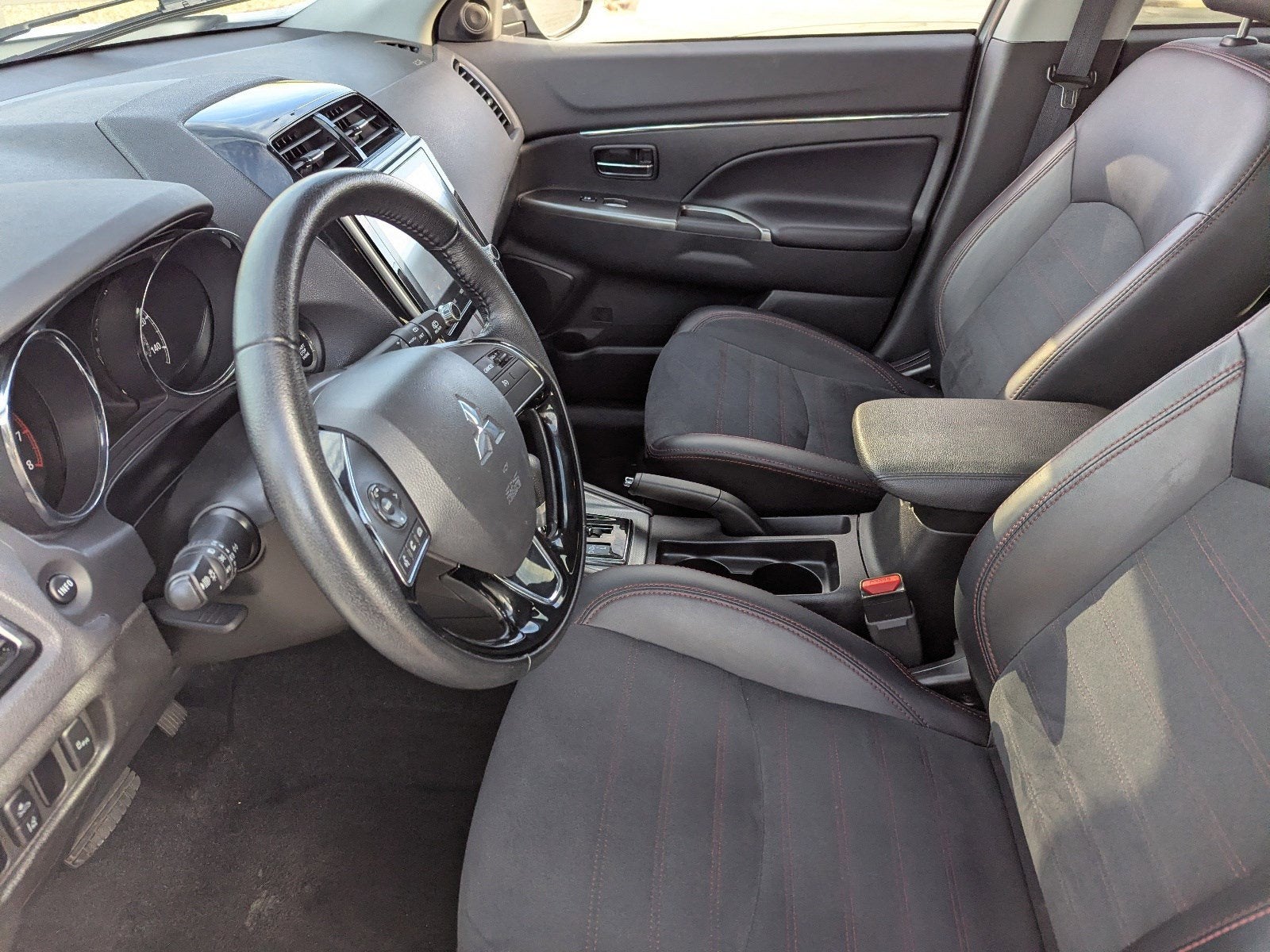 2024 Mitsubishi Outlander Sport S