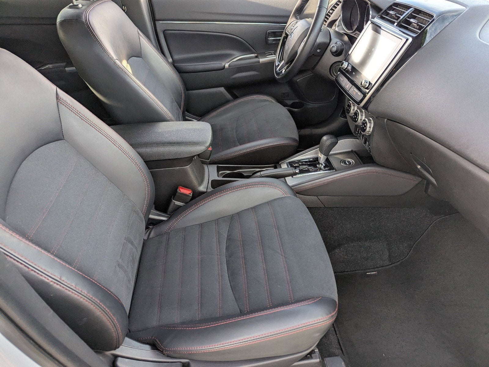 2024 Mitsubishi Outlander Sport S