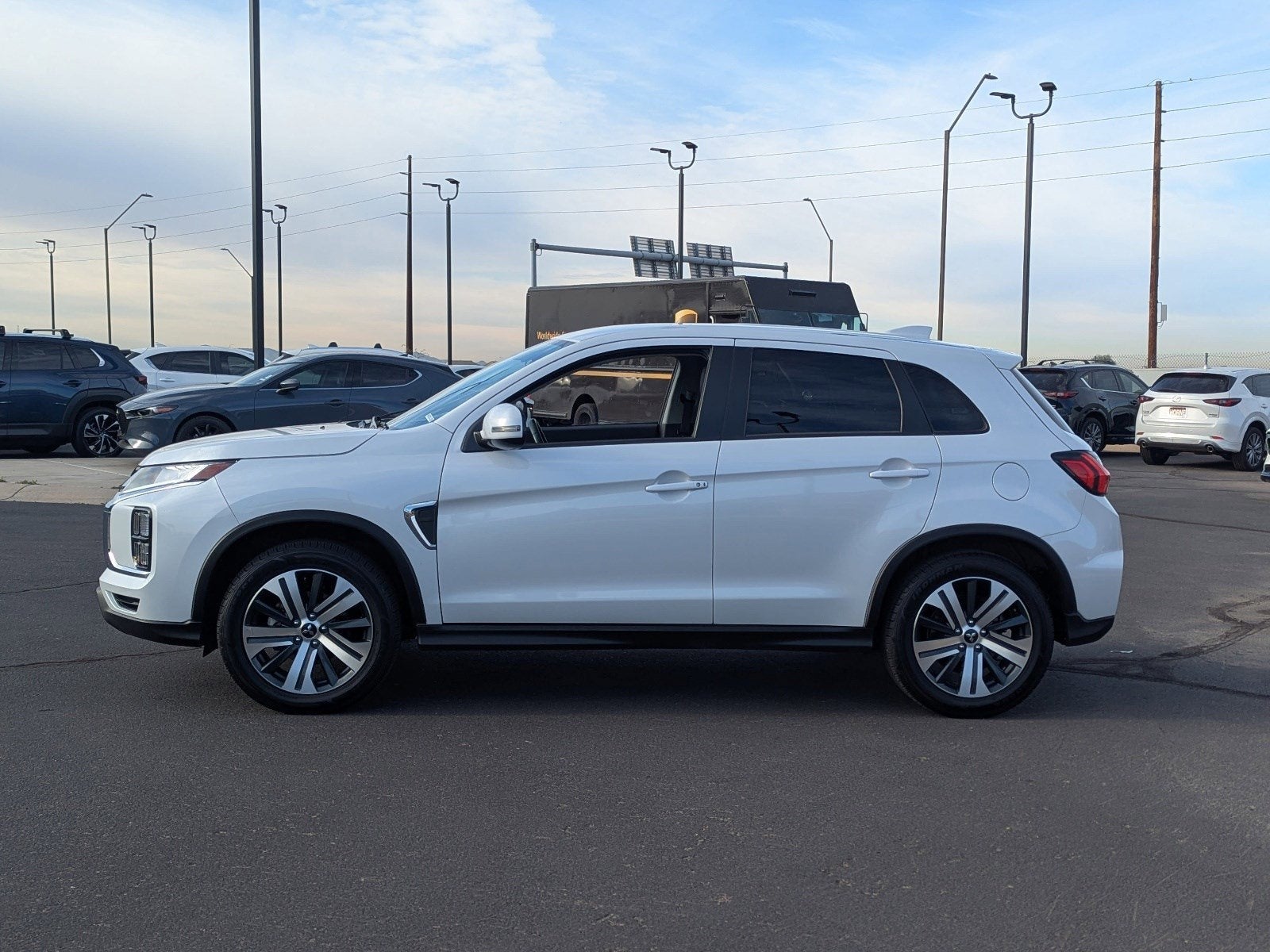 2024 Mitsubishi Outlander Sport S