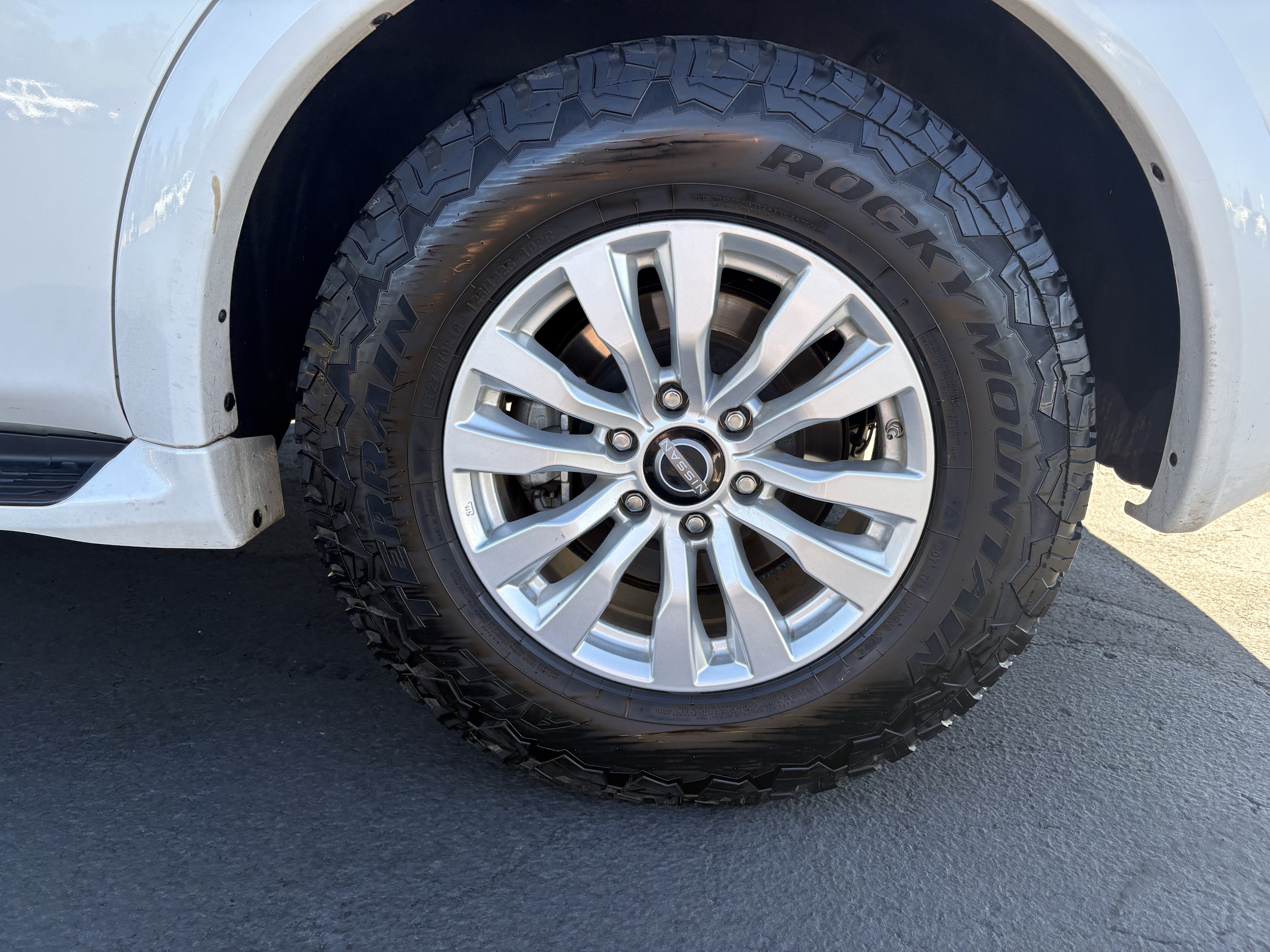 2023 Nissan Armada SV