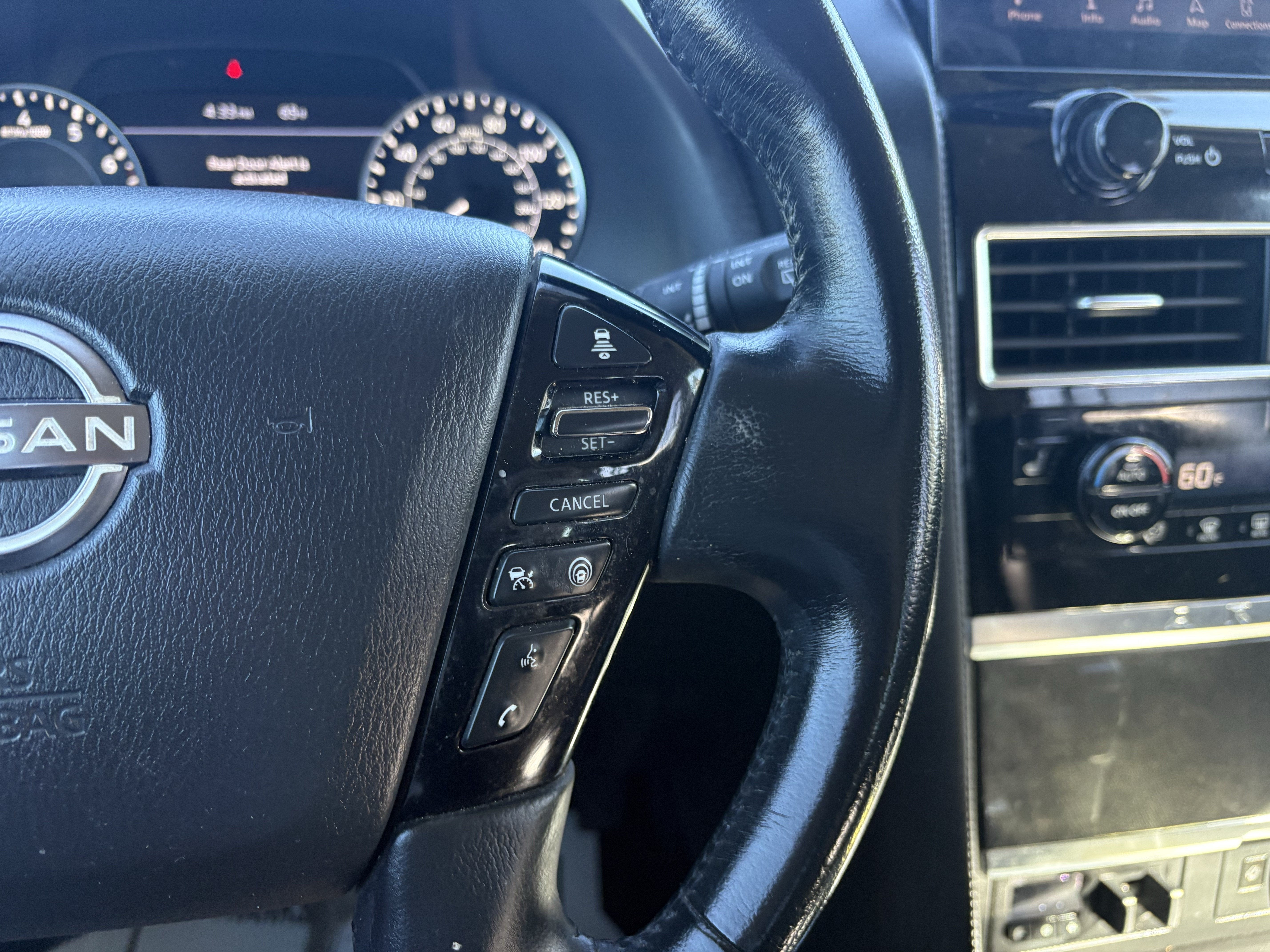 2023 Nissan Armada SV