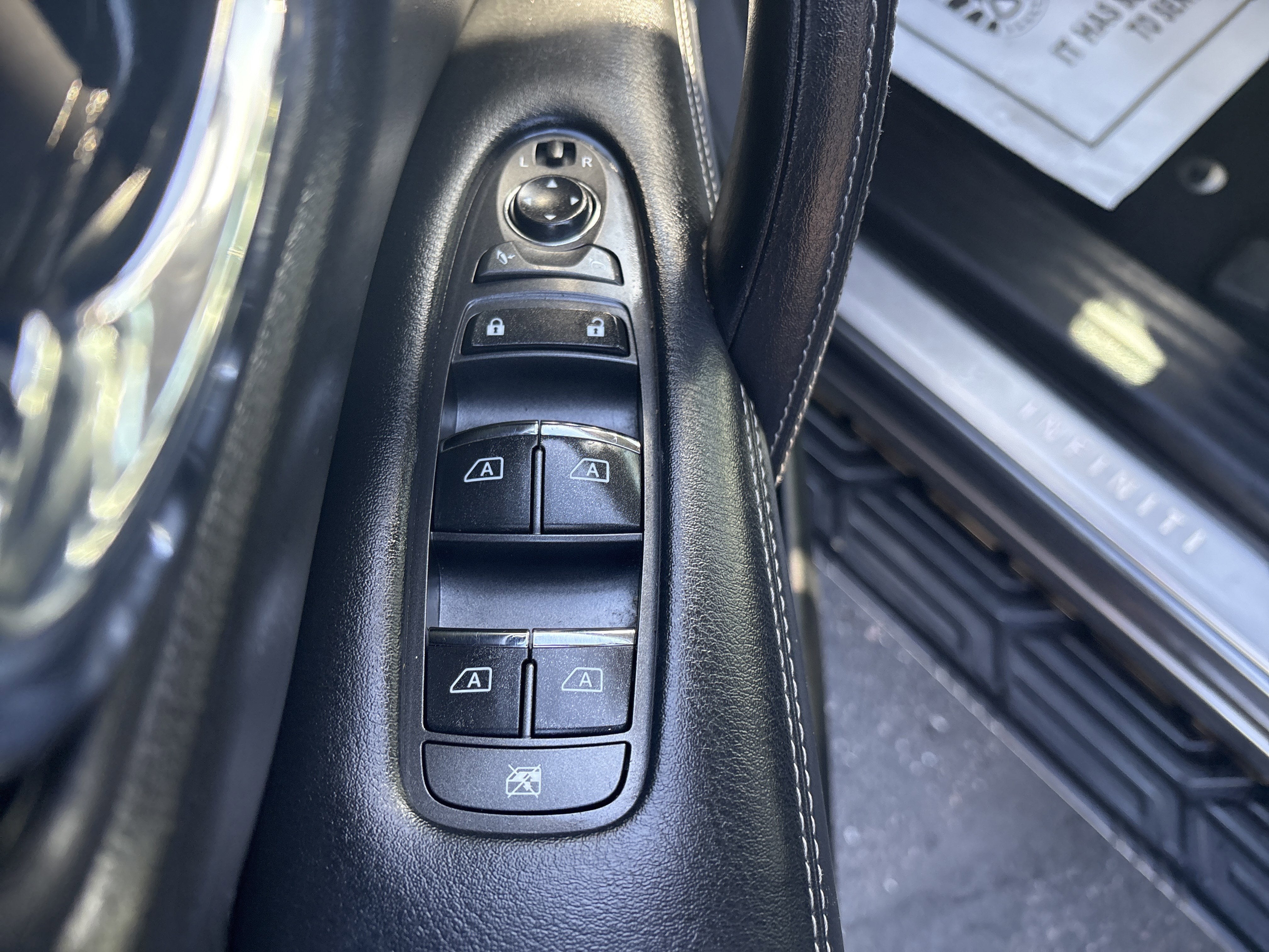 2019 INFINITI QX80 LUXE