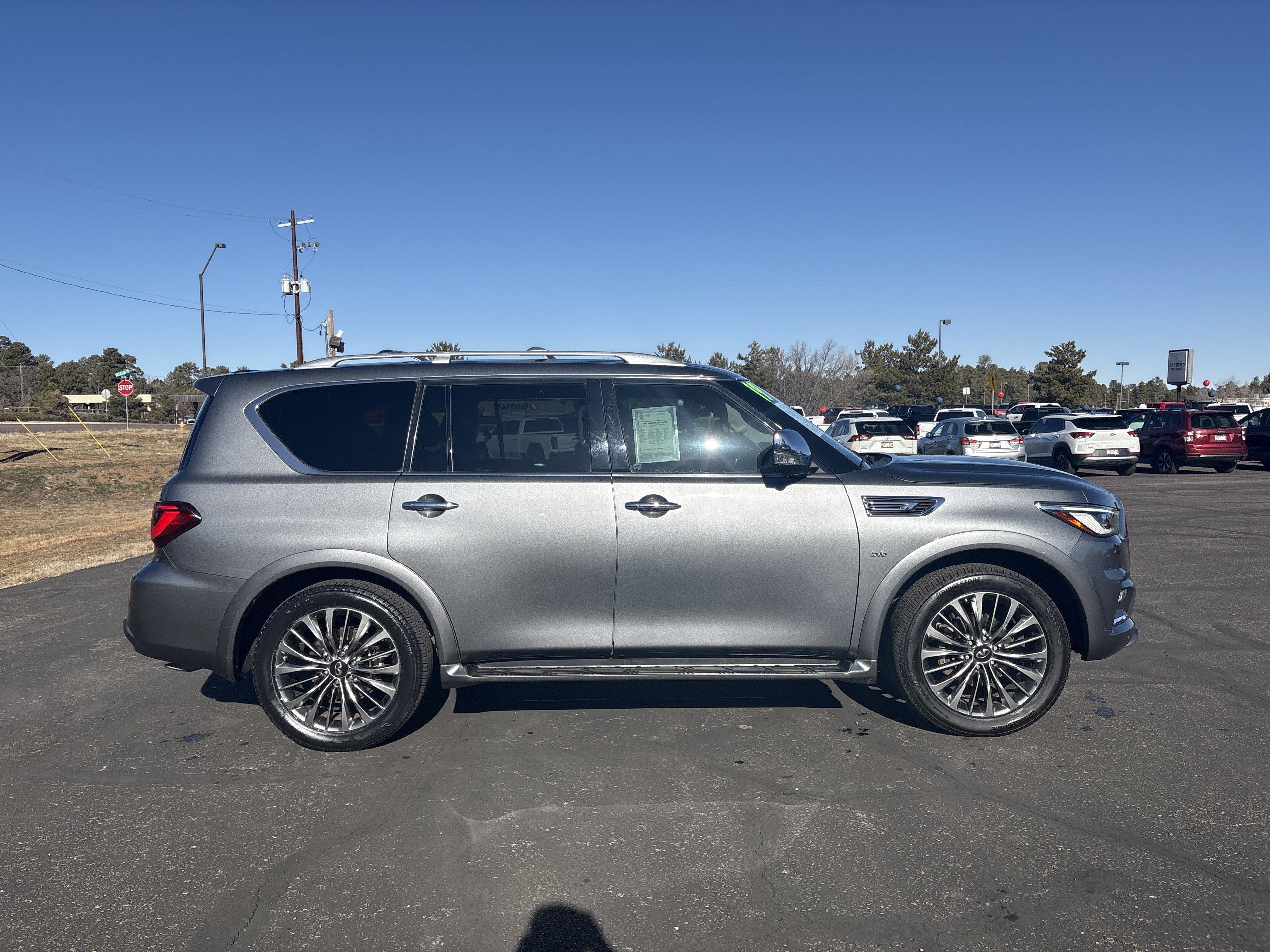 2019 INFINITI QX80 LUXE