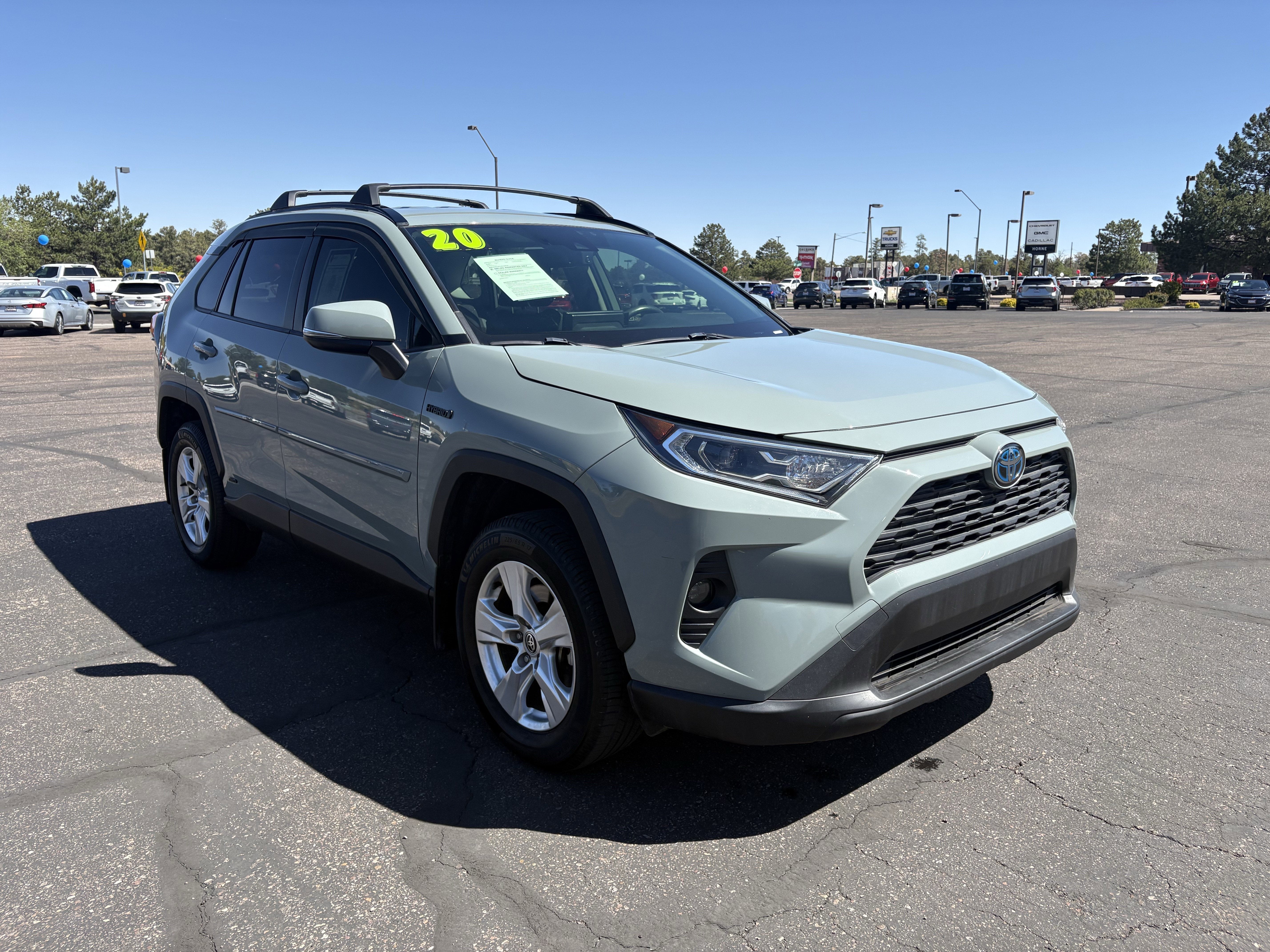 2020 Toyota RAV4 Hybrid XLE