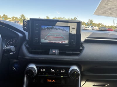 2020 Toyota RAV4 Hybrid XLE