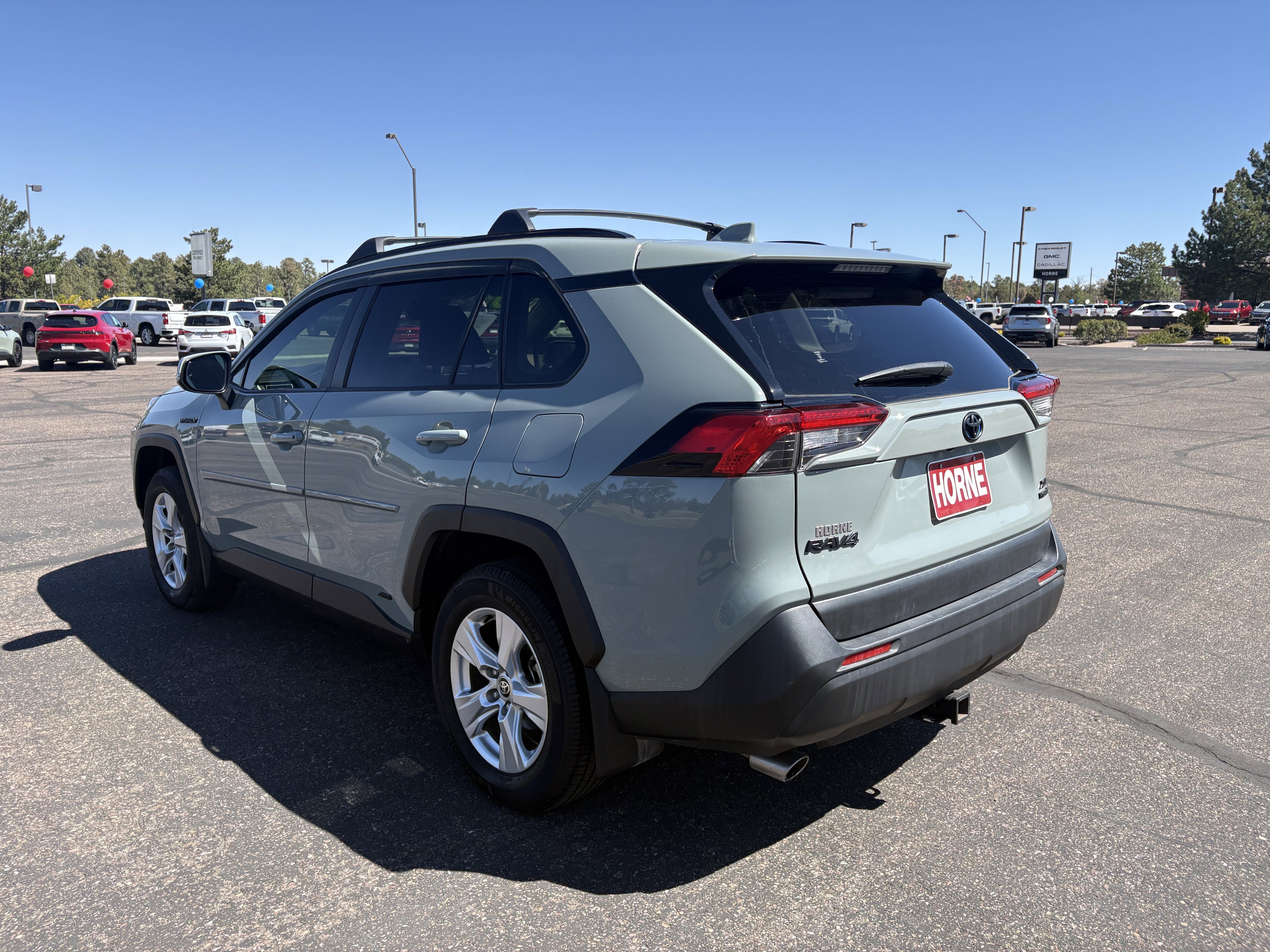 2020 Toyota RAV4 Hybrid XLE