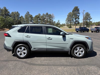 2020 Toyota RAV4 Hybrid XLE