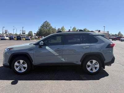 2020 Toyota RAV4 Hybrid XLE