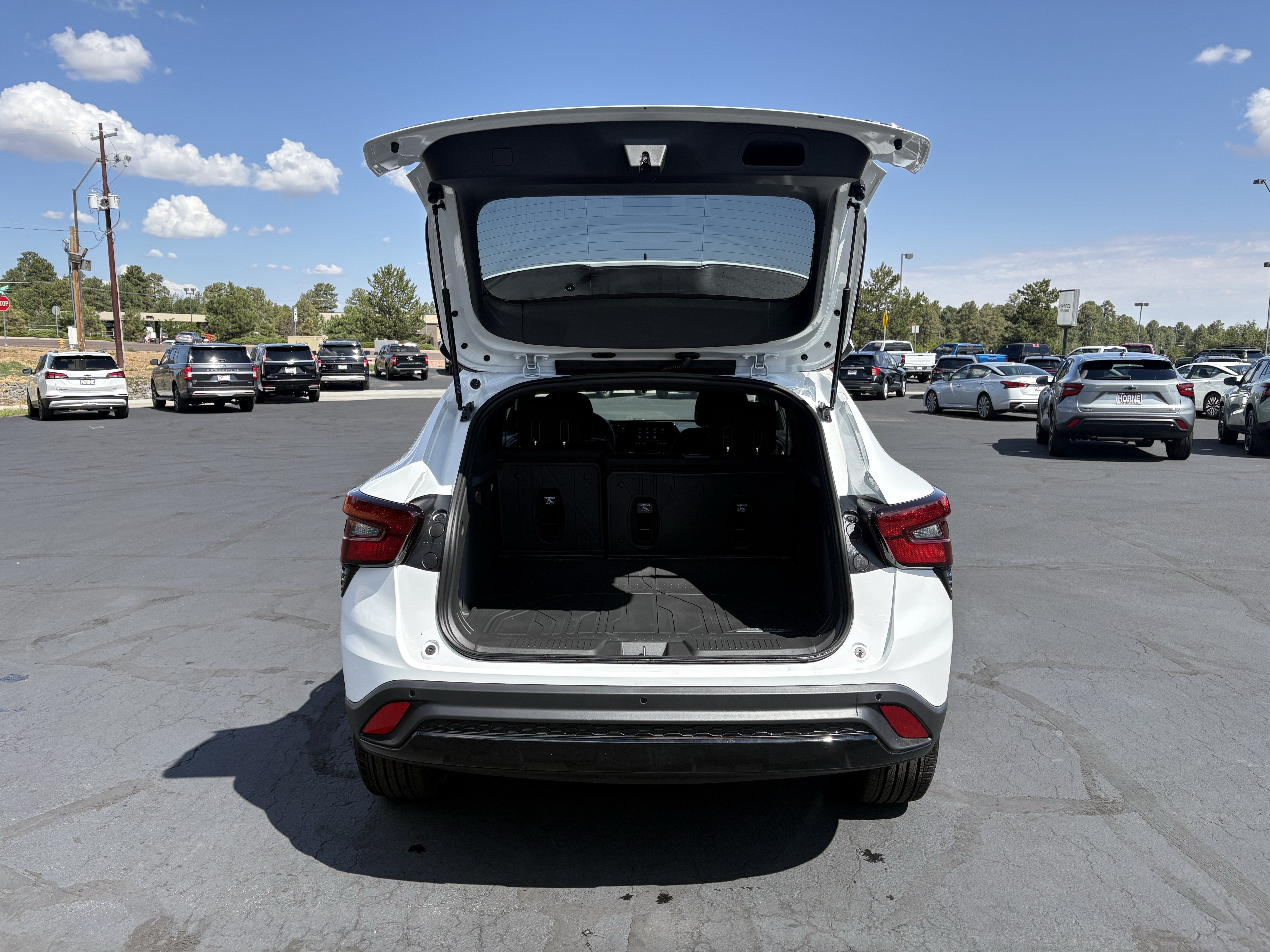 2026 Chevrolet Trax RS - Photo 10