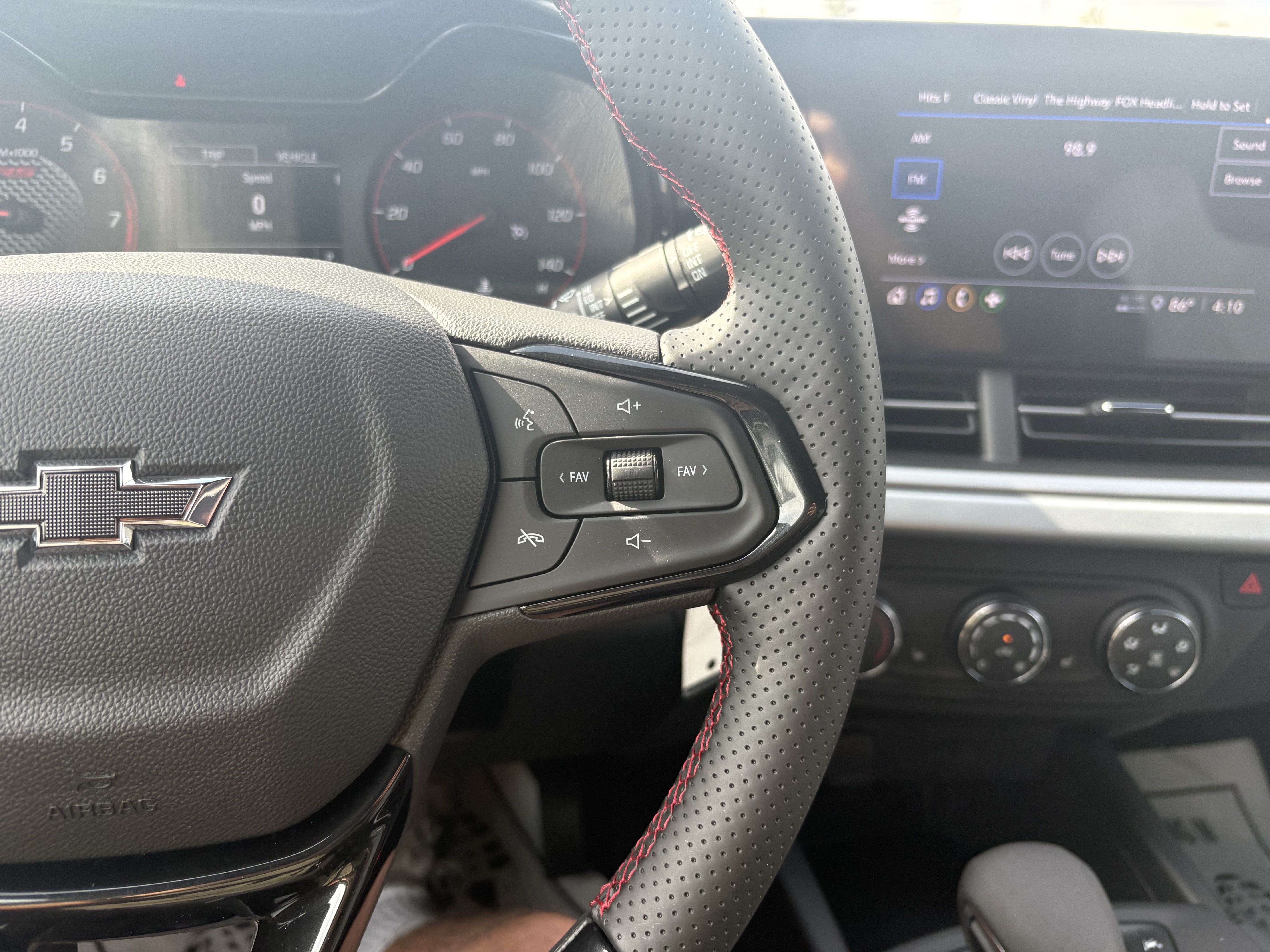 2026 Chevrolet Trax 1RS