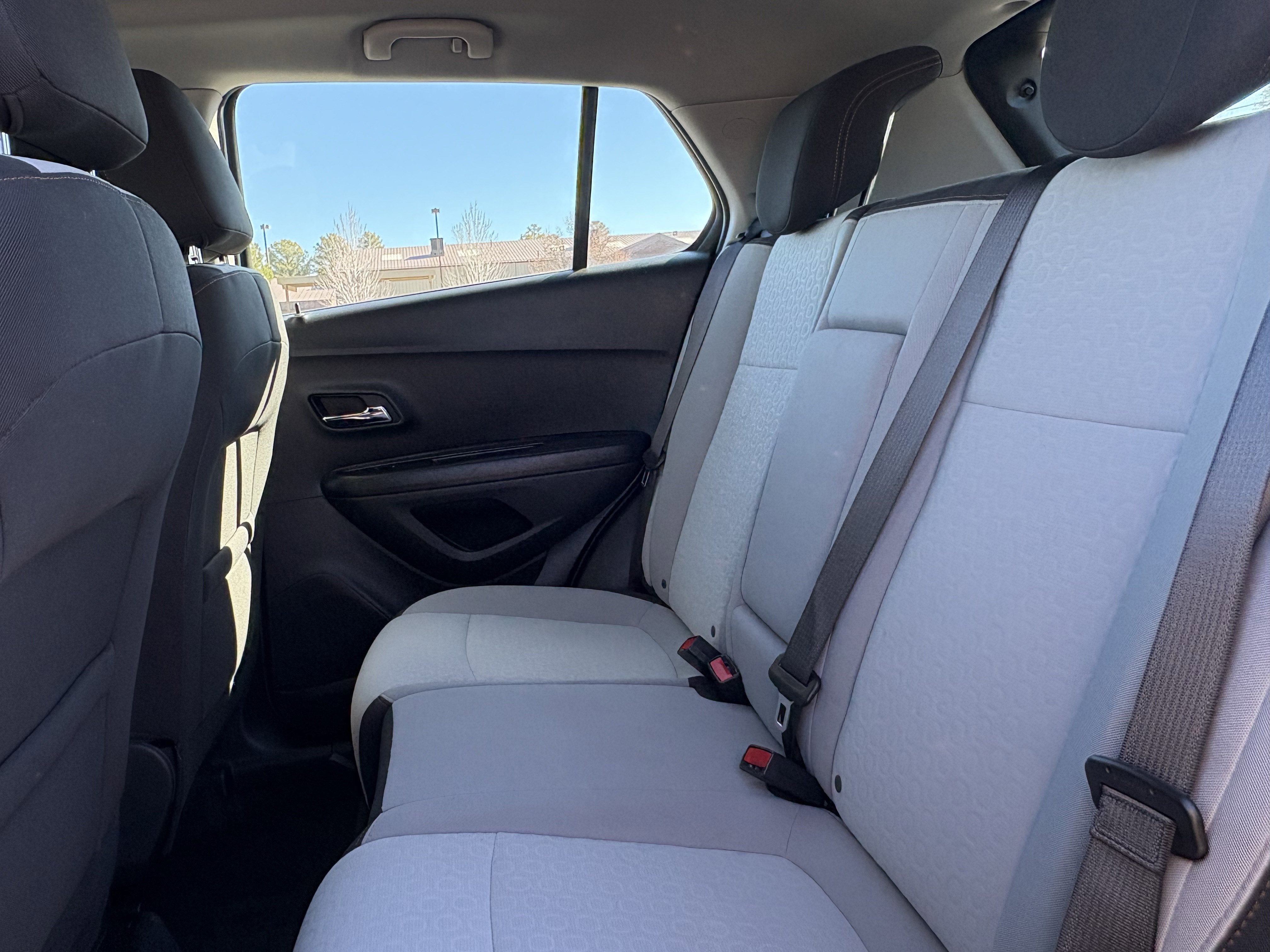 2022 Chevrolet Trax LS