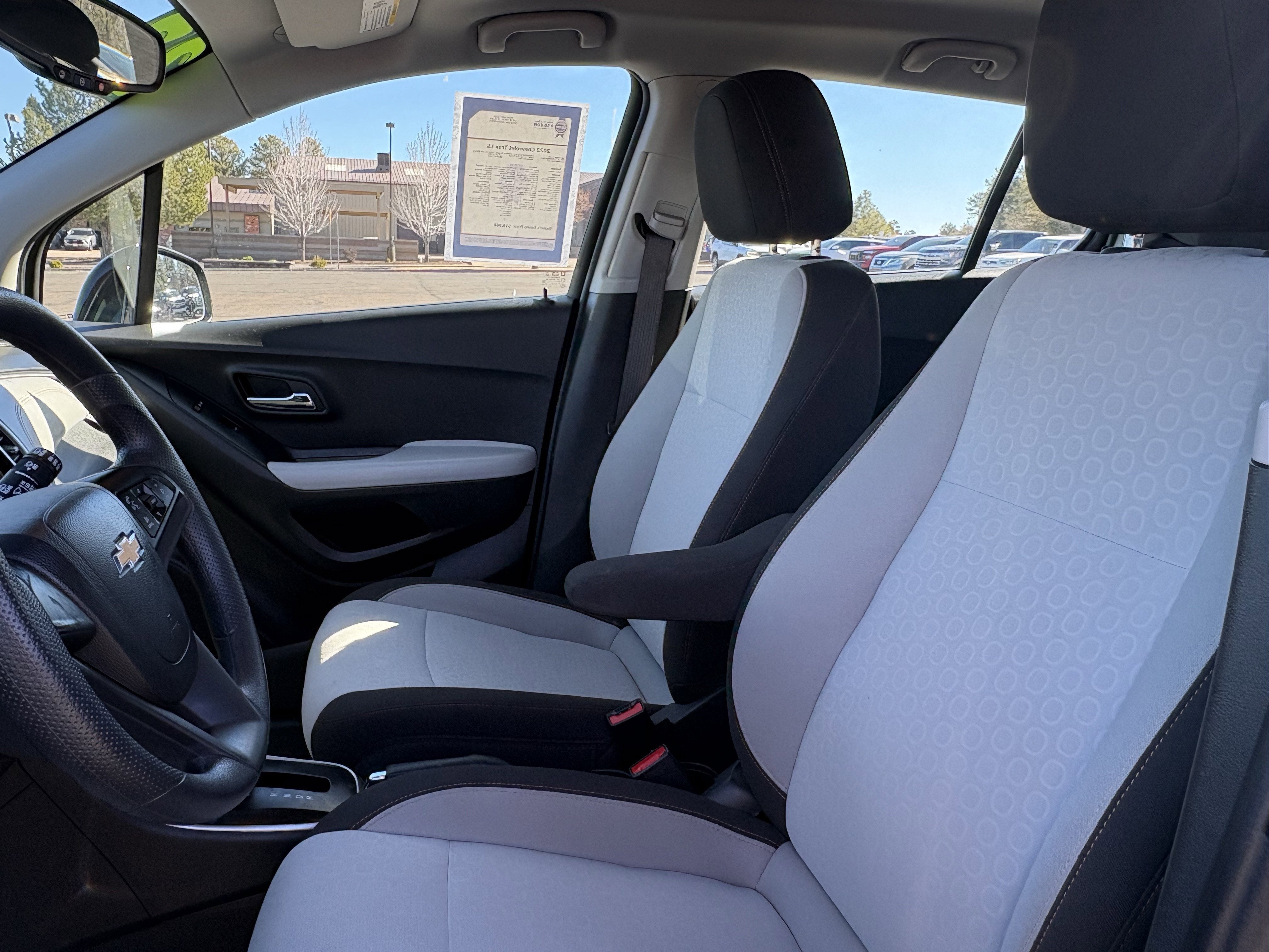 2022 Chevrolet Trax LS