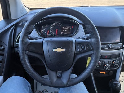 2022 Chevrolet Trax LS