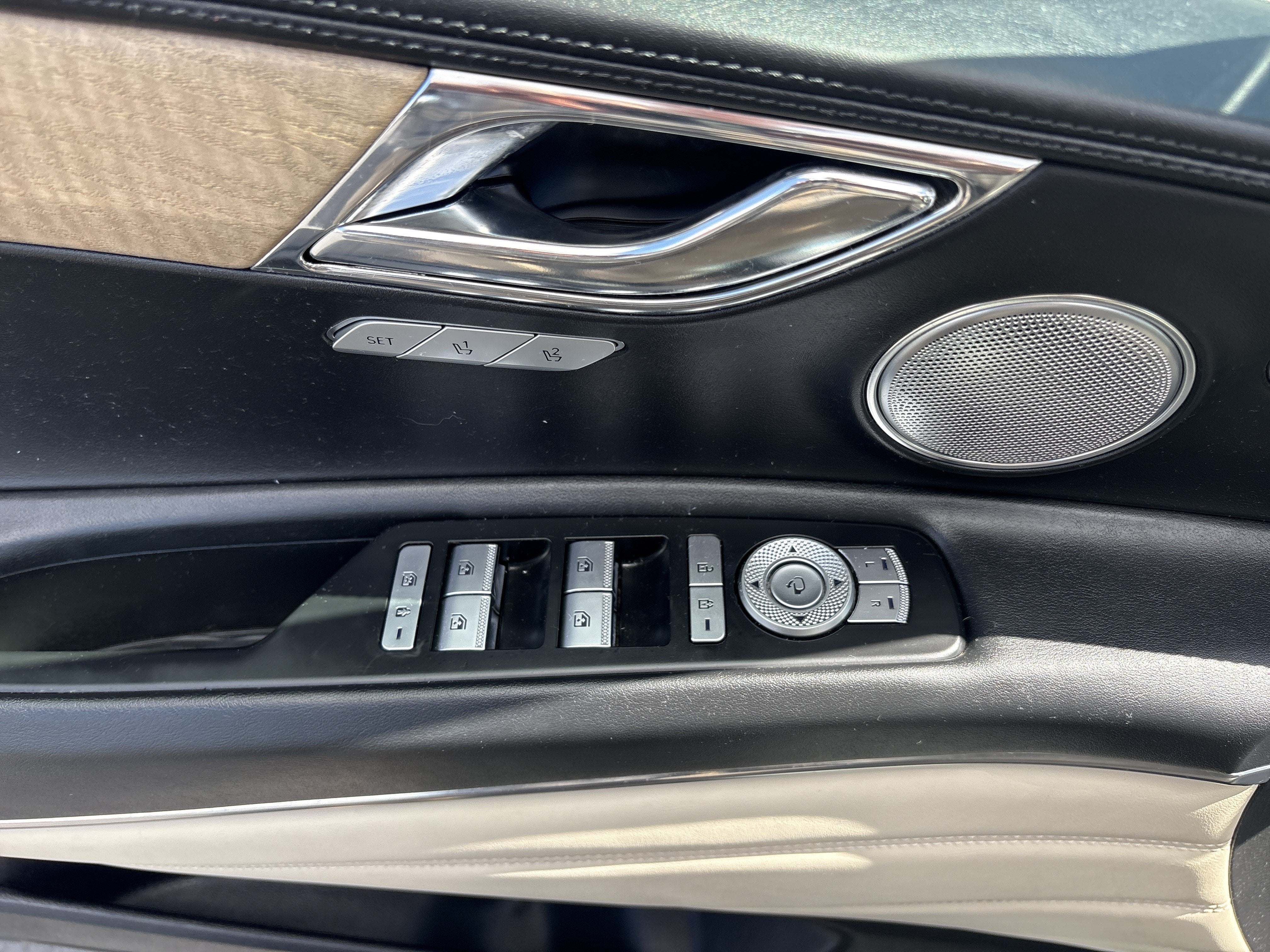 2023 Genesis GV80 Base