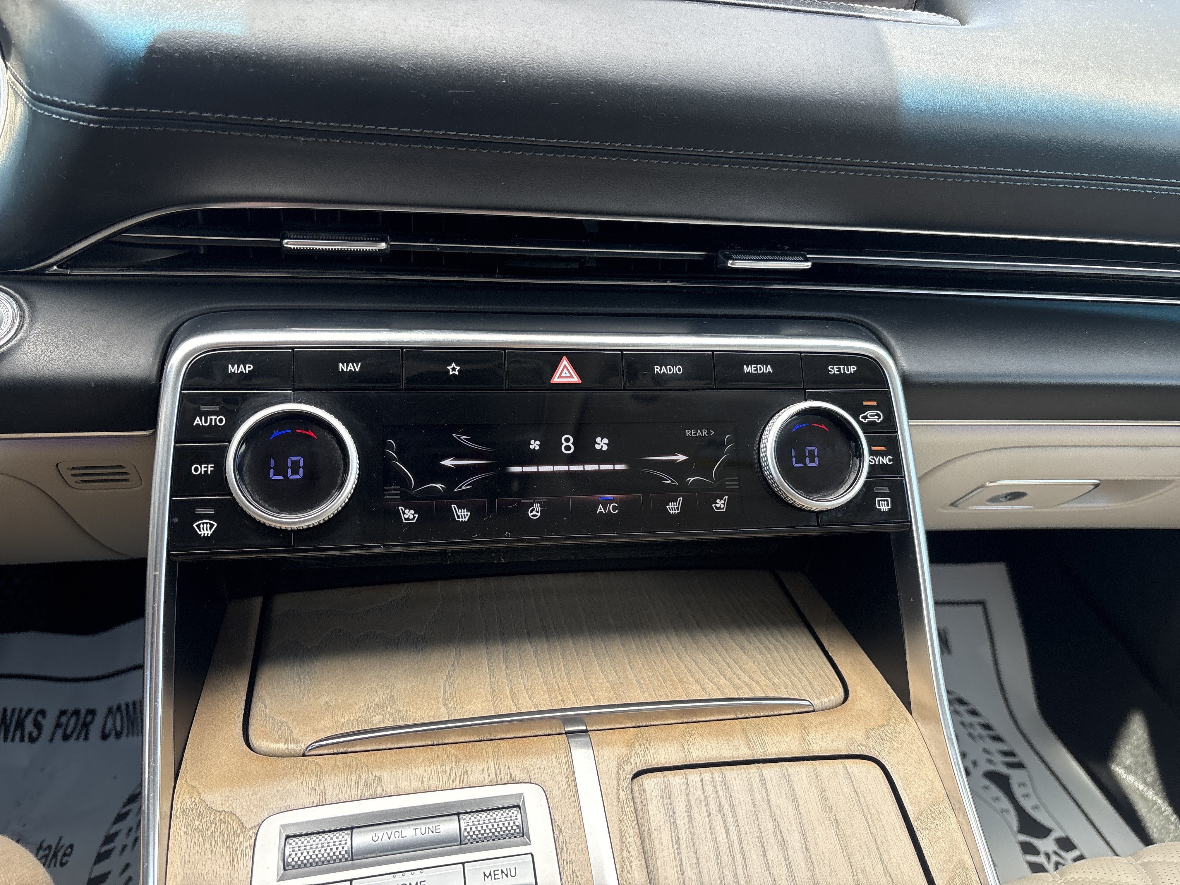 2023 Genesis GV80 Base